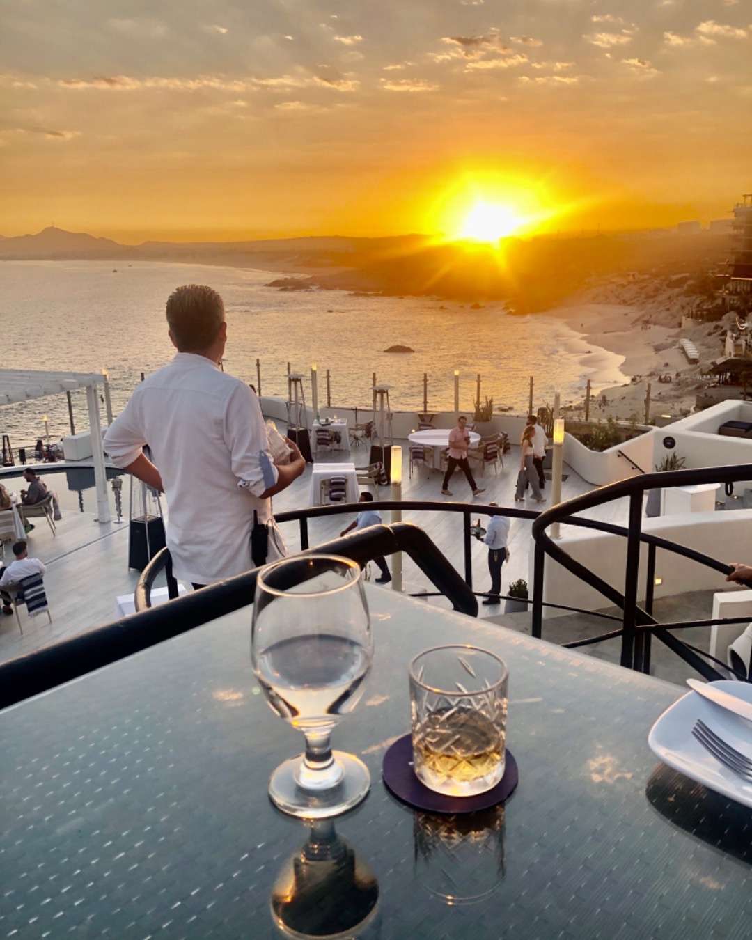 Safe driving to Cabo Sunset Mona Lisa Restaurant